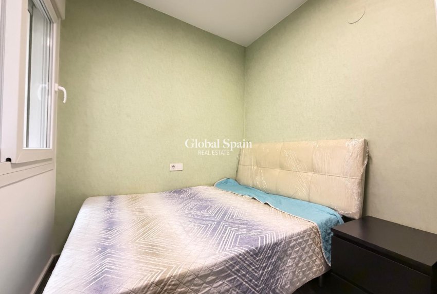 Venta - APARTAMENTO -
TORREVIEJA - Playa del Cura