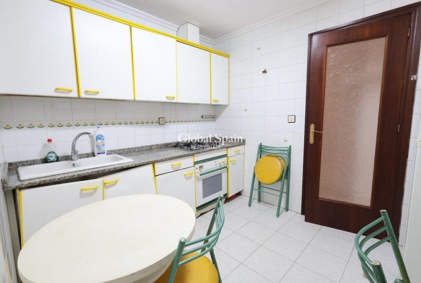 Venta - Apartamento -
TORREVIEJA - Playa del cura