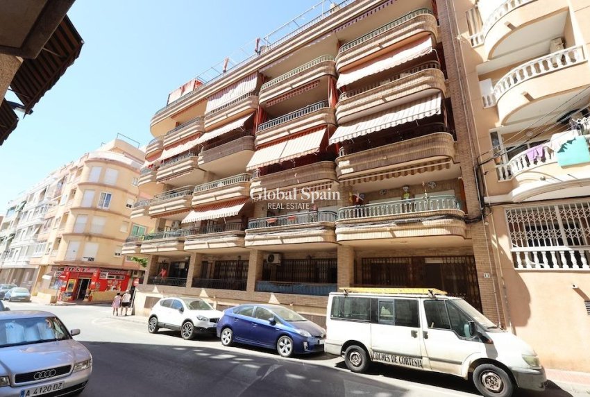 Venta - Apartamento -
TORREVIEJA - Playa del cura