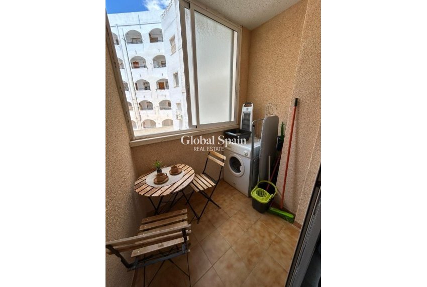 Venta - Apartamento -
TORREVIEJA - Playa Los Locos