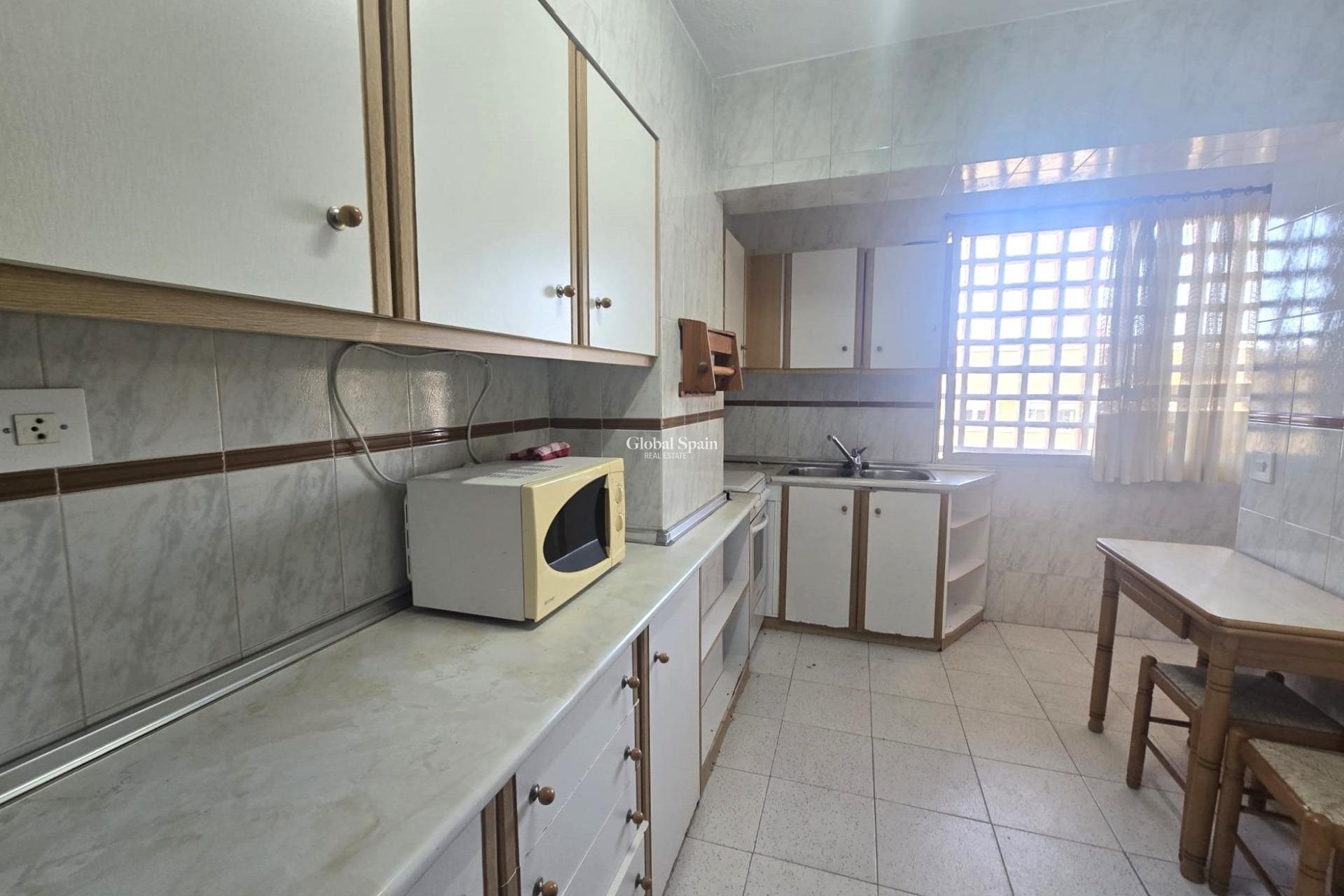 Venta - APARTAMENTO -
TORREVIEJA - Puerto Deportivo Marina Salinas