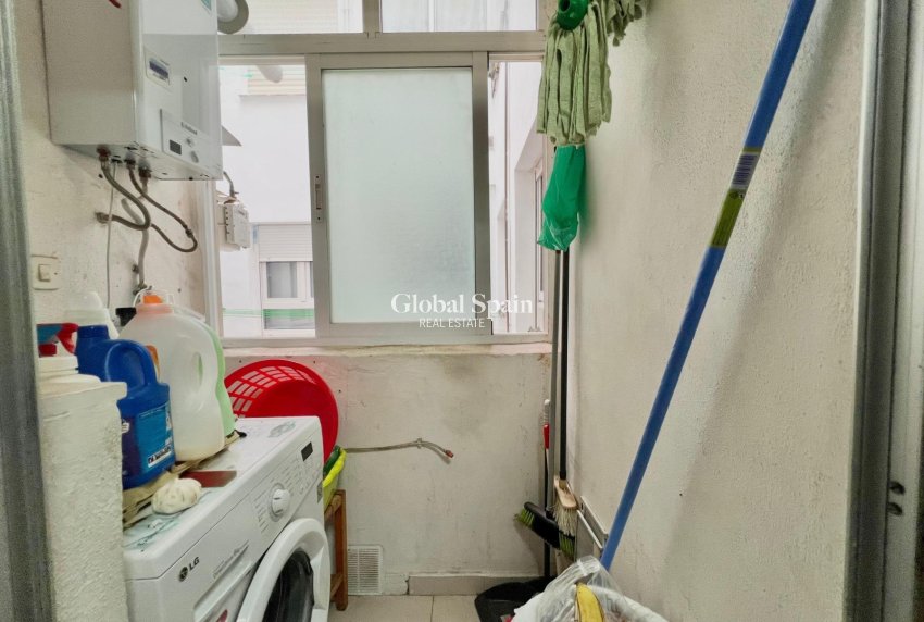 Venta - APARTAMENTO -
TORREVIEJA - Puerto Deportivo