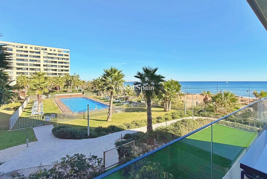 Venta - Apartamento -
TORREVIEJA - Punta Prima