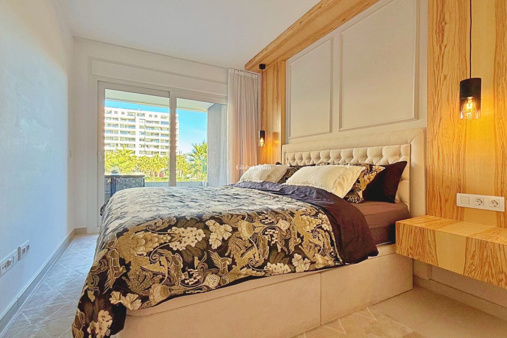 Venta - Apartamento -
TORREVIEJA - Punta Prima