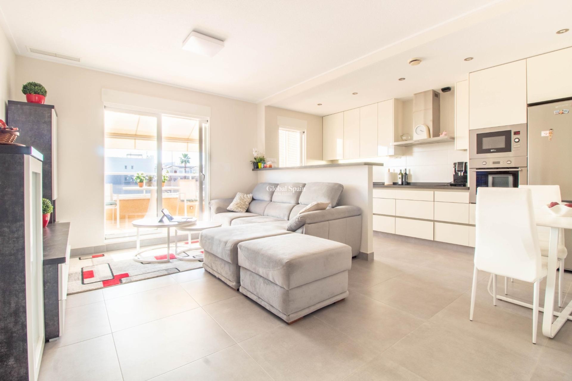 Venta - APARTAMENTO -
TORREVIEJA - Punta prima