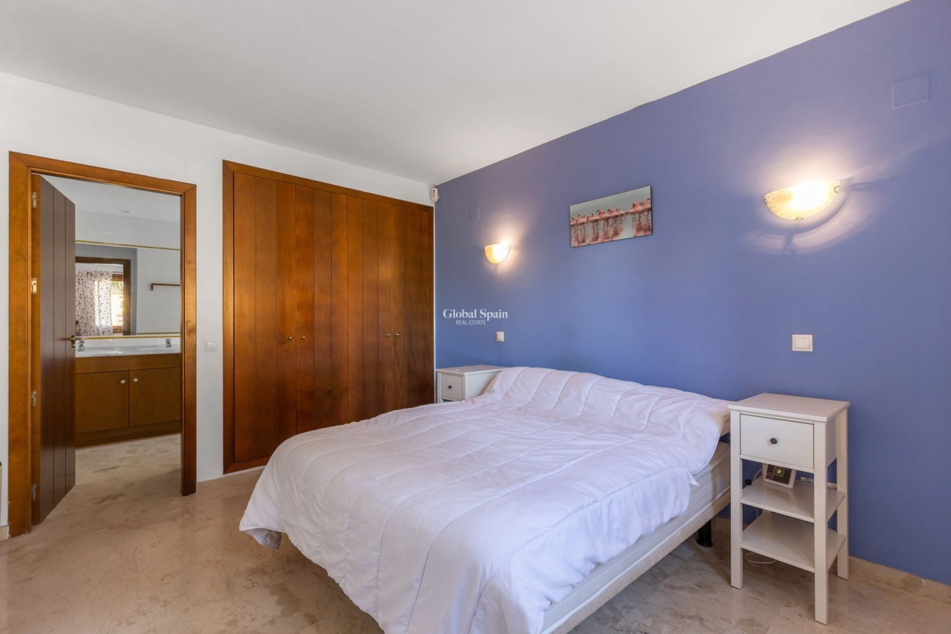 Venta - APARTAMENTO -
TORREVIEJA - Punta Prima