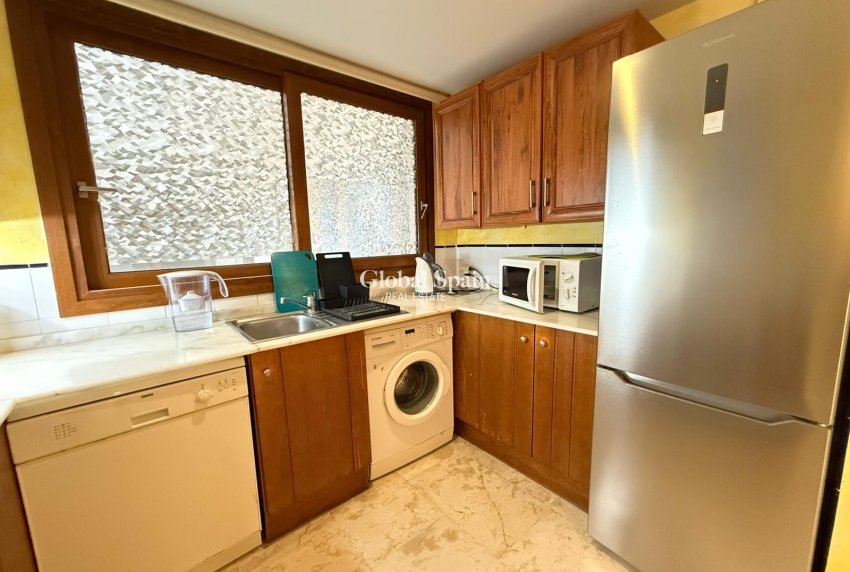 Venta - APARTAMENTO -
TORREVIEJA - Punta Prima