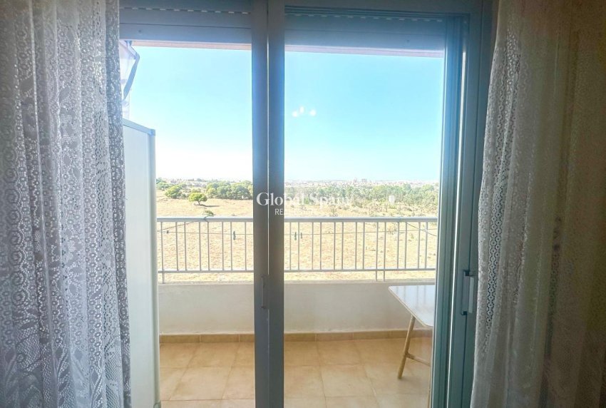 Venta - APARTAMENTO -
TORREVIEJA - Punta Prima