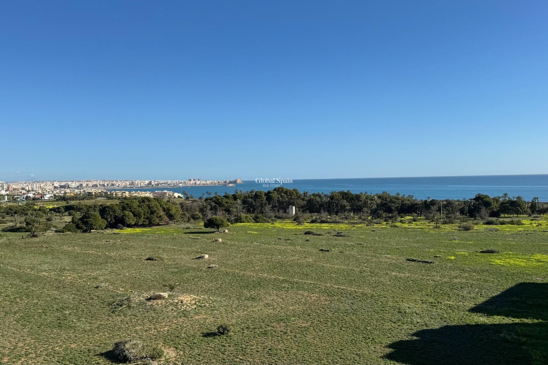 Venta - APARTAMENTO -
TORREVIEJA - Punta prima