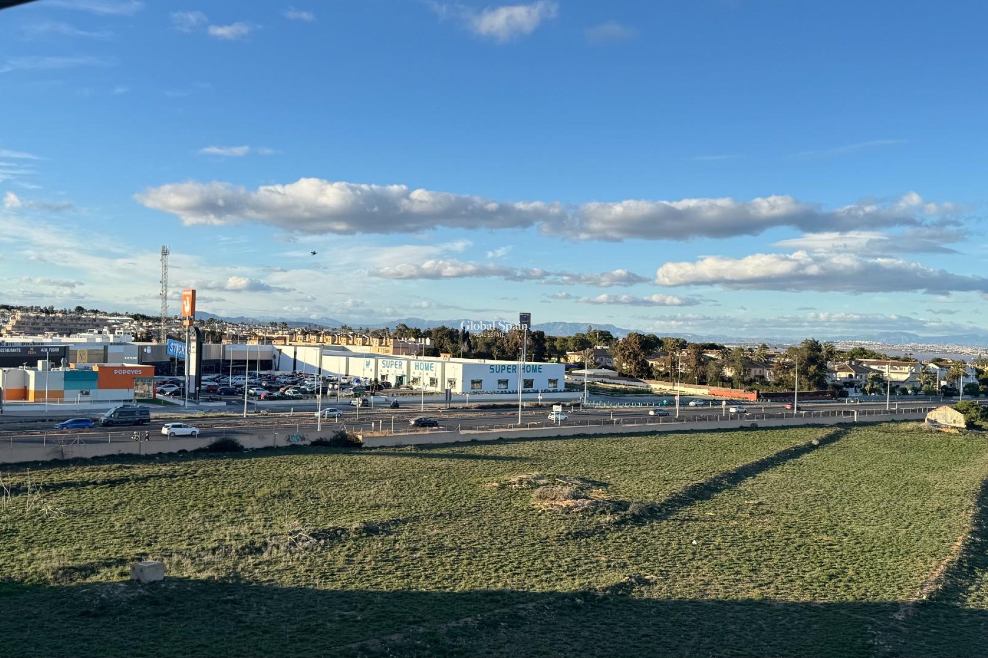 Venta - APARTAMENTO -
TORREVIEJA - Punta prima