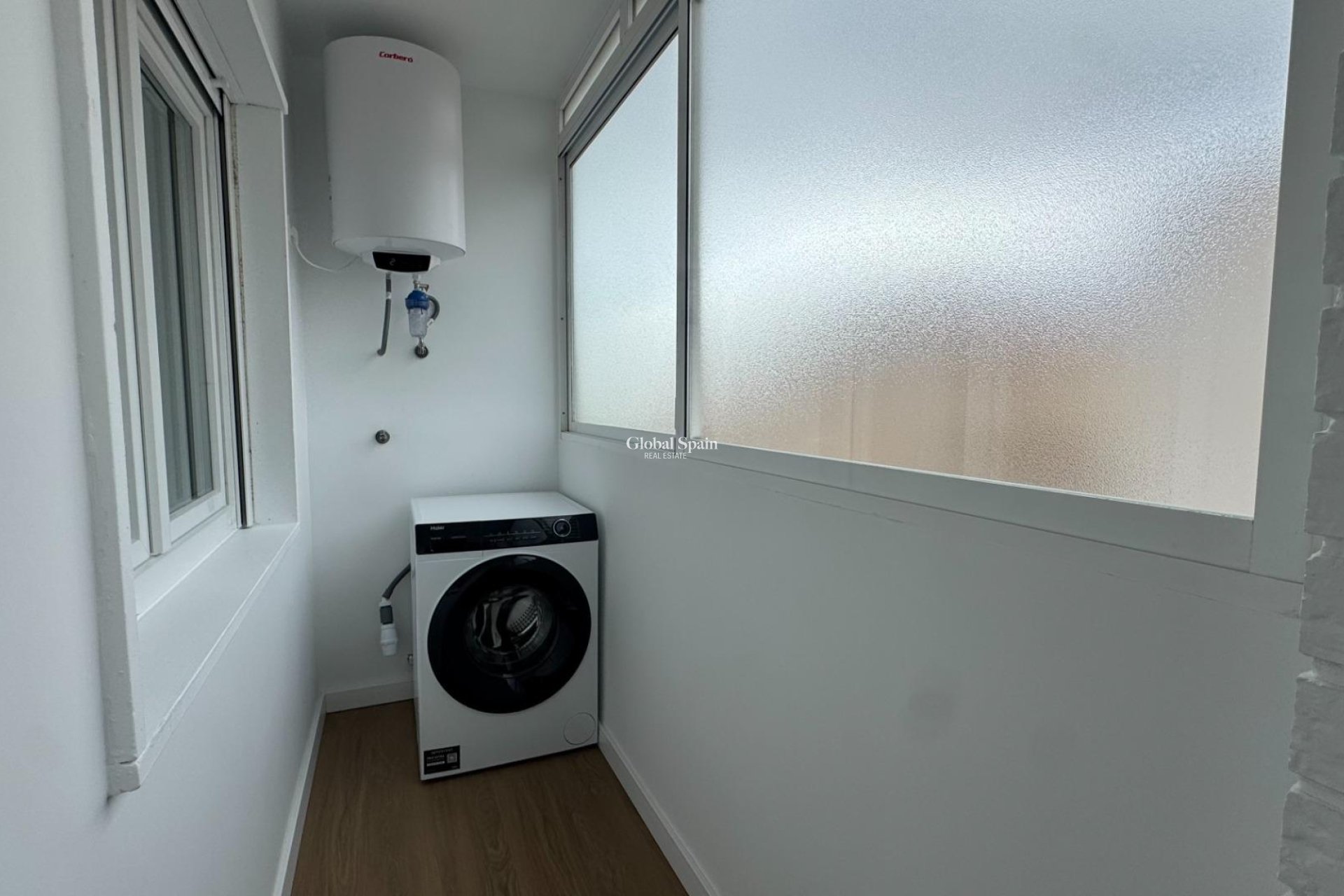 Venta - APARTAMENTO -
TORREVIEJA - Punta prima