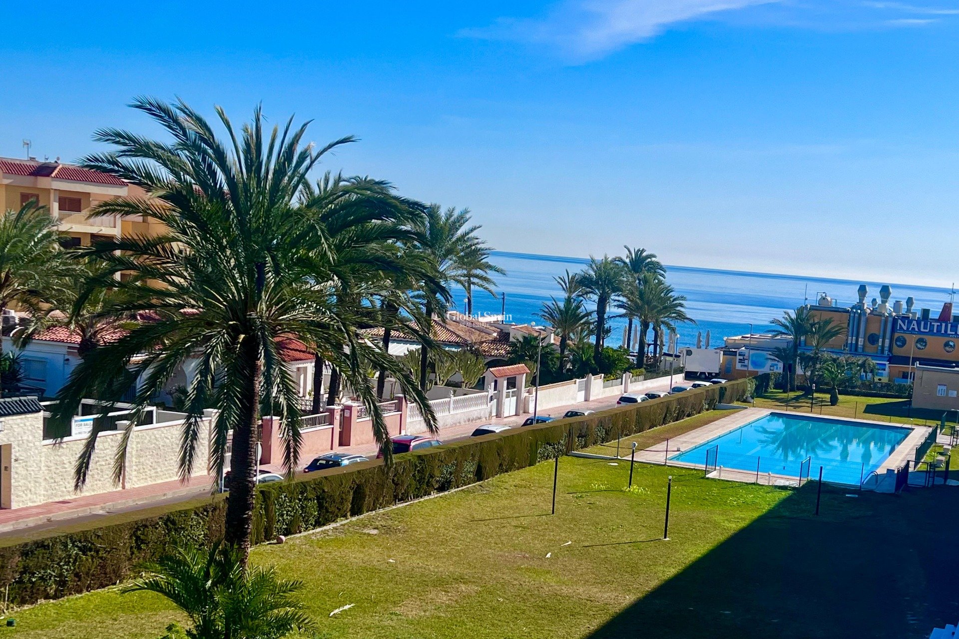 Venta - APARTAMENTO -
TORREVIEJA - Punta prima