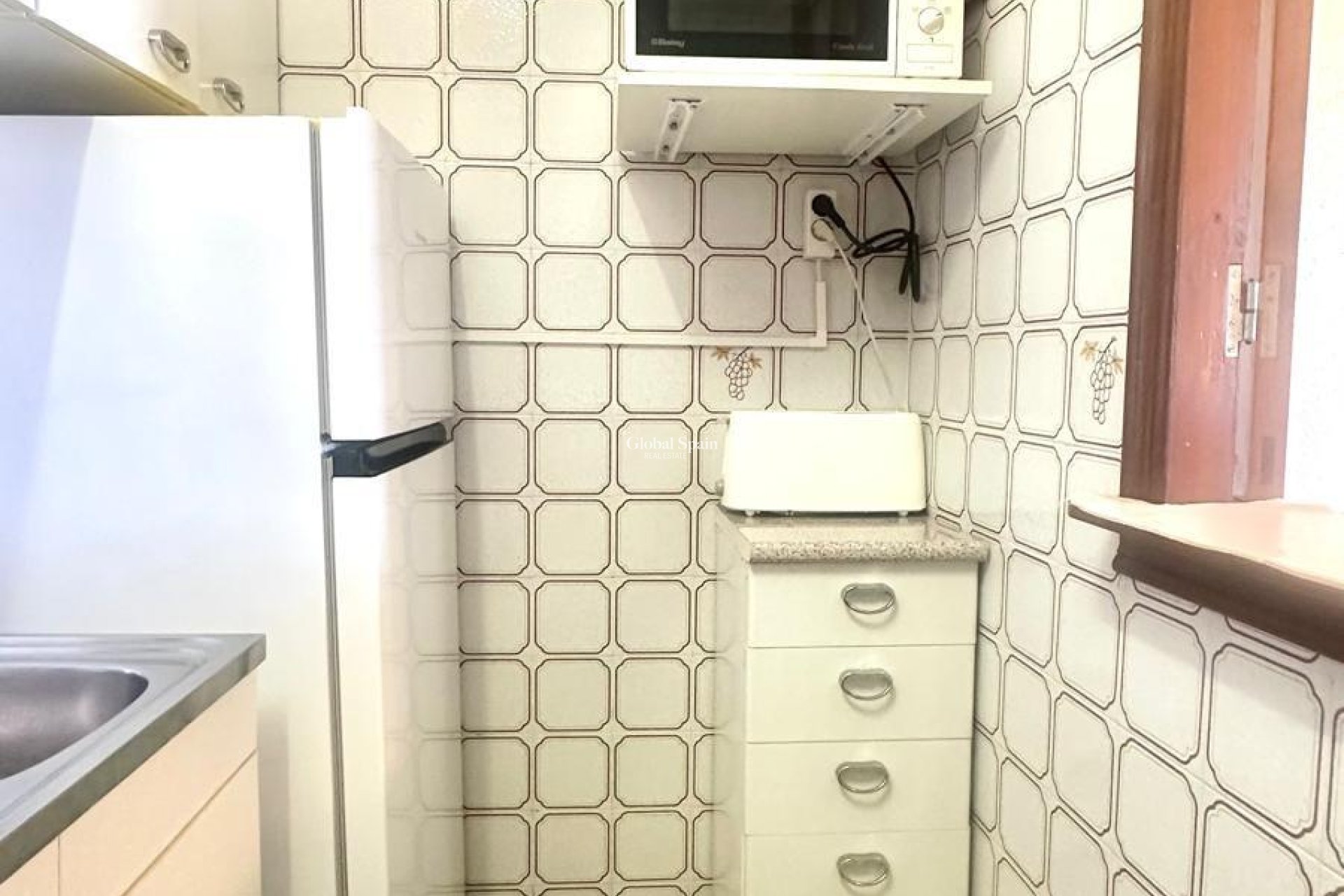 Venta - APARTAMENTO -
TORREVIEJA - Punta Prima