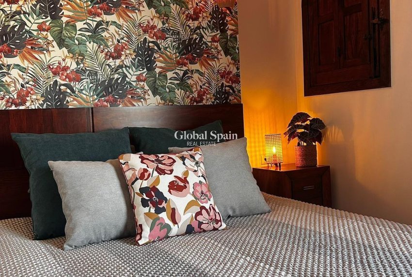 Venta - APARTAMENTO -
TORREVIEJA - Punta Prima