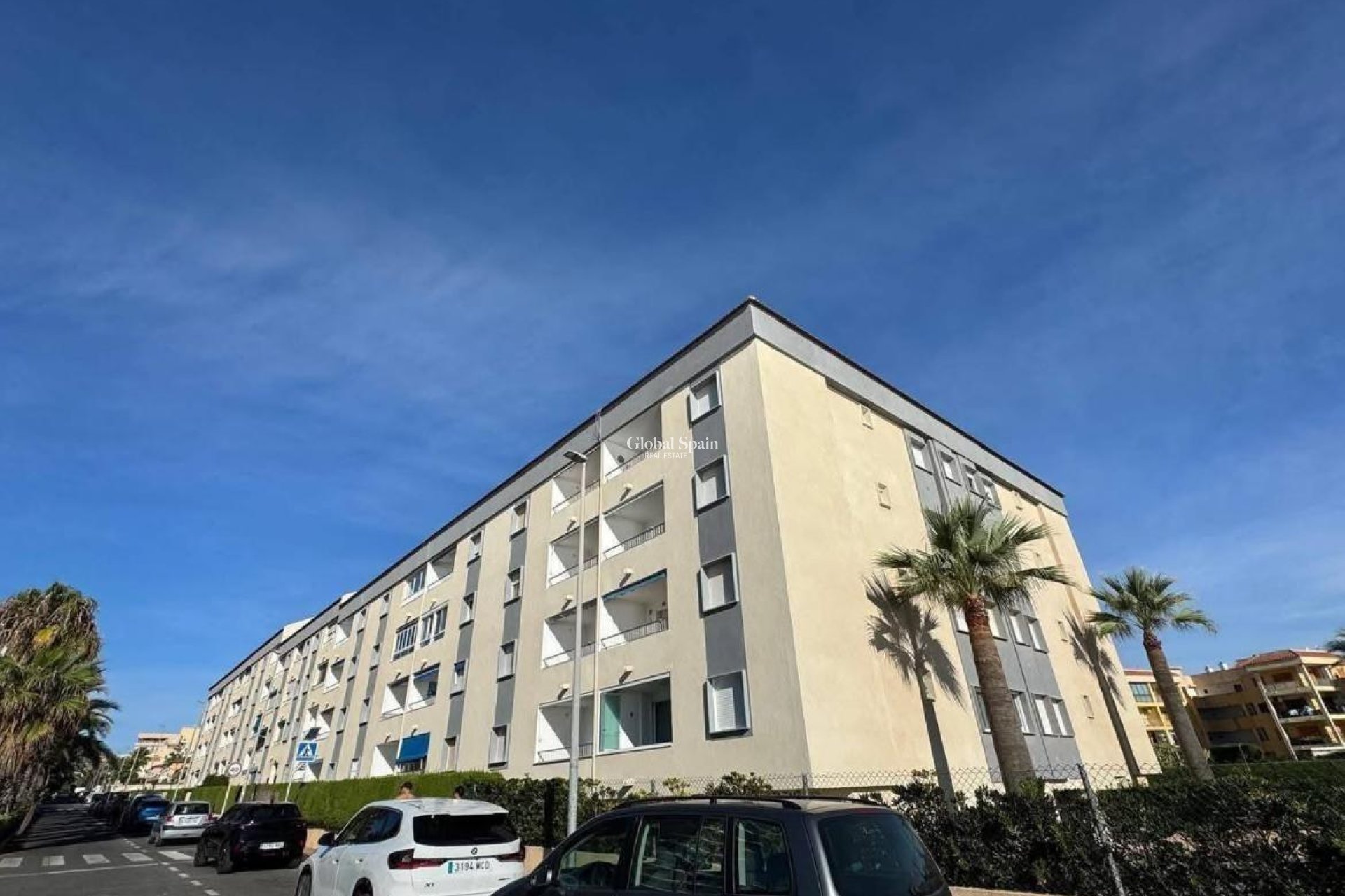 Venta - APARTAMENTO -
TORREVIEJA - Punta Prima