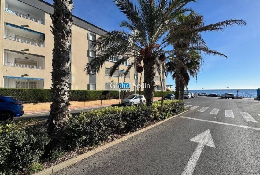 Venta - APARTAMENTO -
TORREVIEJA - Punta Prima
