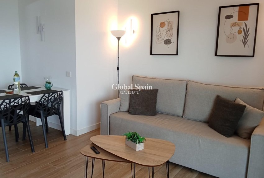 Venta - APARTAMENTO -
TORREVIEJA - Punta Prima