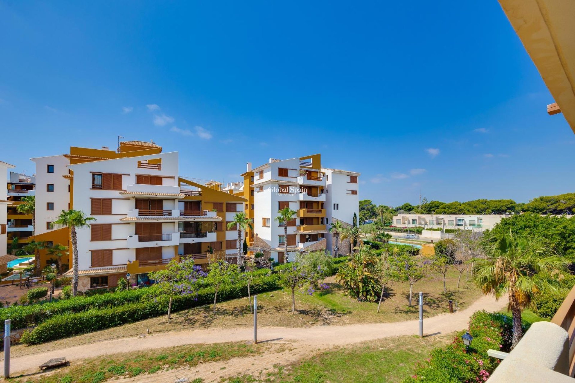 Venta - APARTAMENTO -
TORREVIEJA - Punta Prima