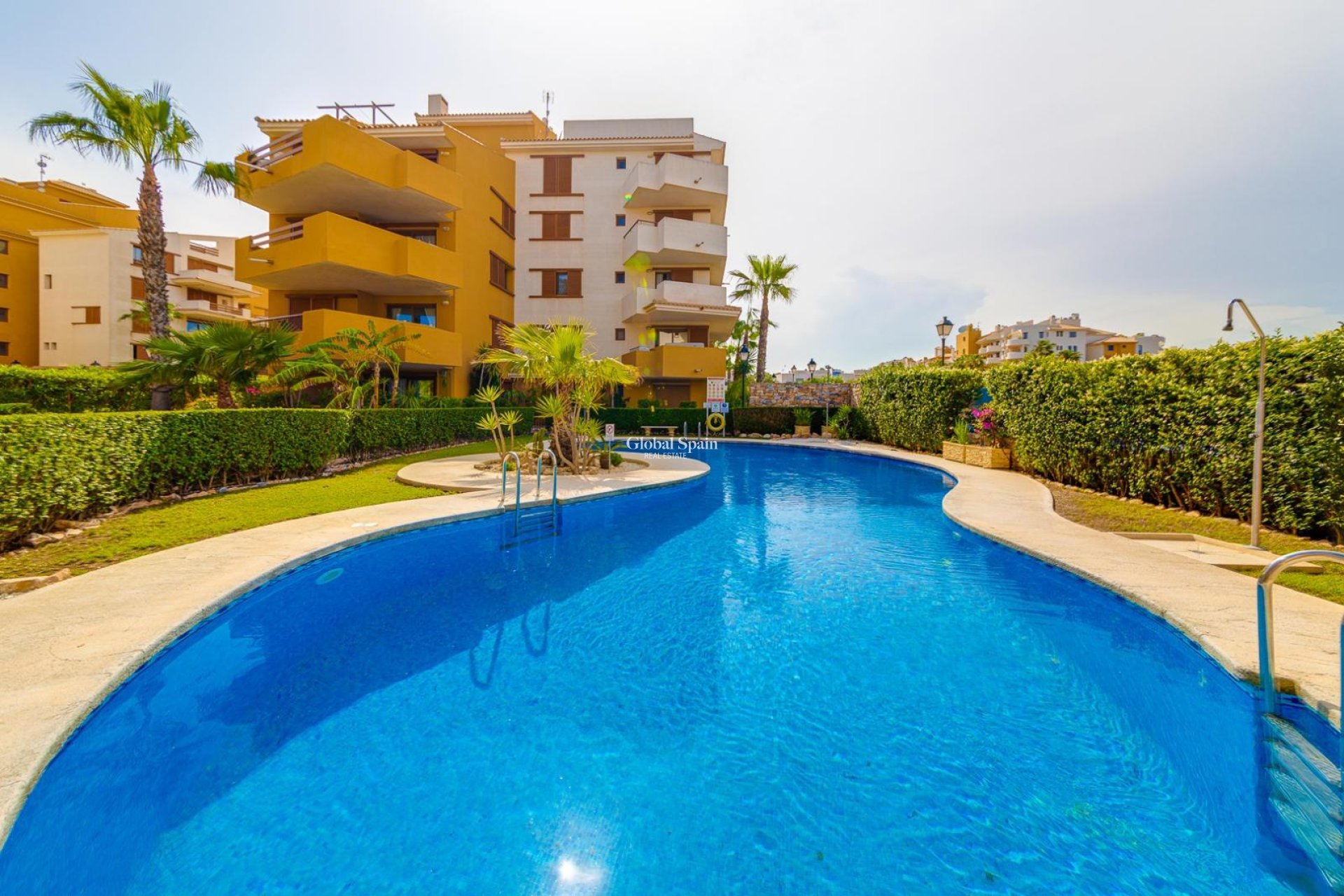 Venta - APARTAMENTO -
TORREVIEJA - Punta Prima