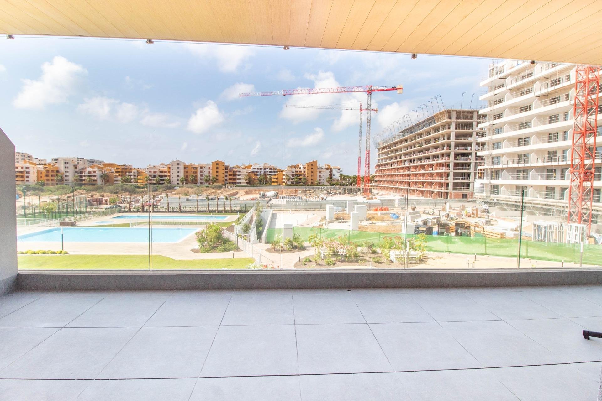 Venta - APARTAMENTO -
TORREVIEJA - Punta prima