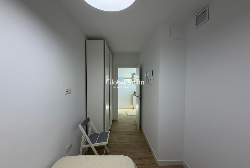 Venta - APARTAMENTO -
TORREVIEJA - Punta Prima