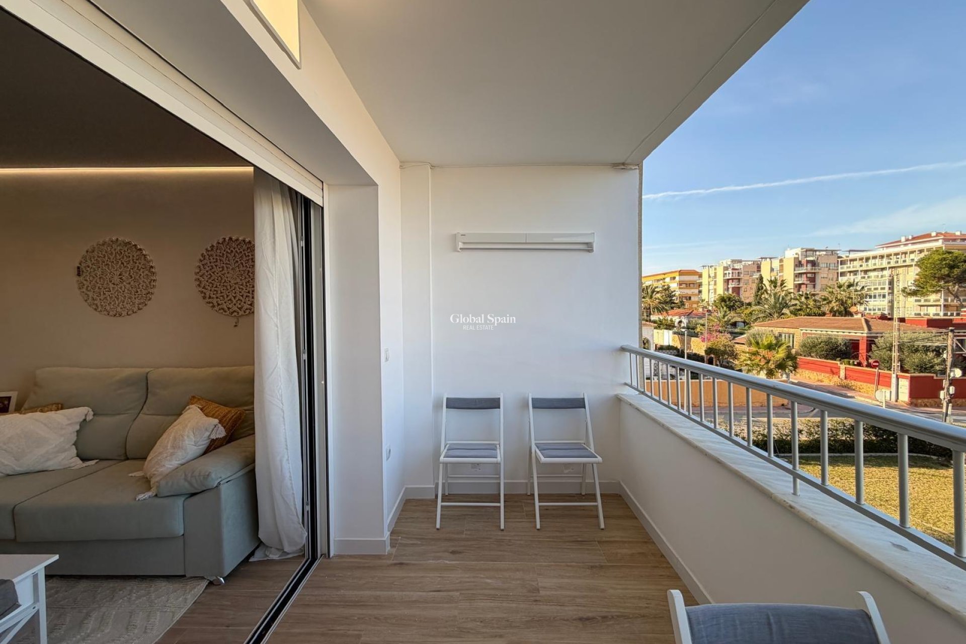 Venta - APARTAMENTO -
TORREVIEJA - Punta Prima