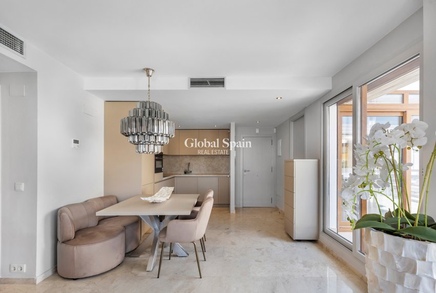 Venta - APARTAMENTO -
TORREVIEJA - Punta Prima