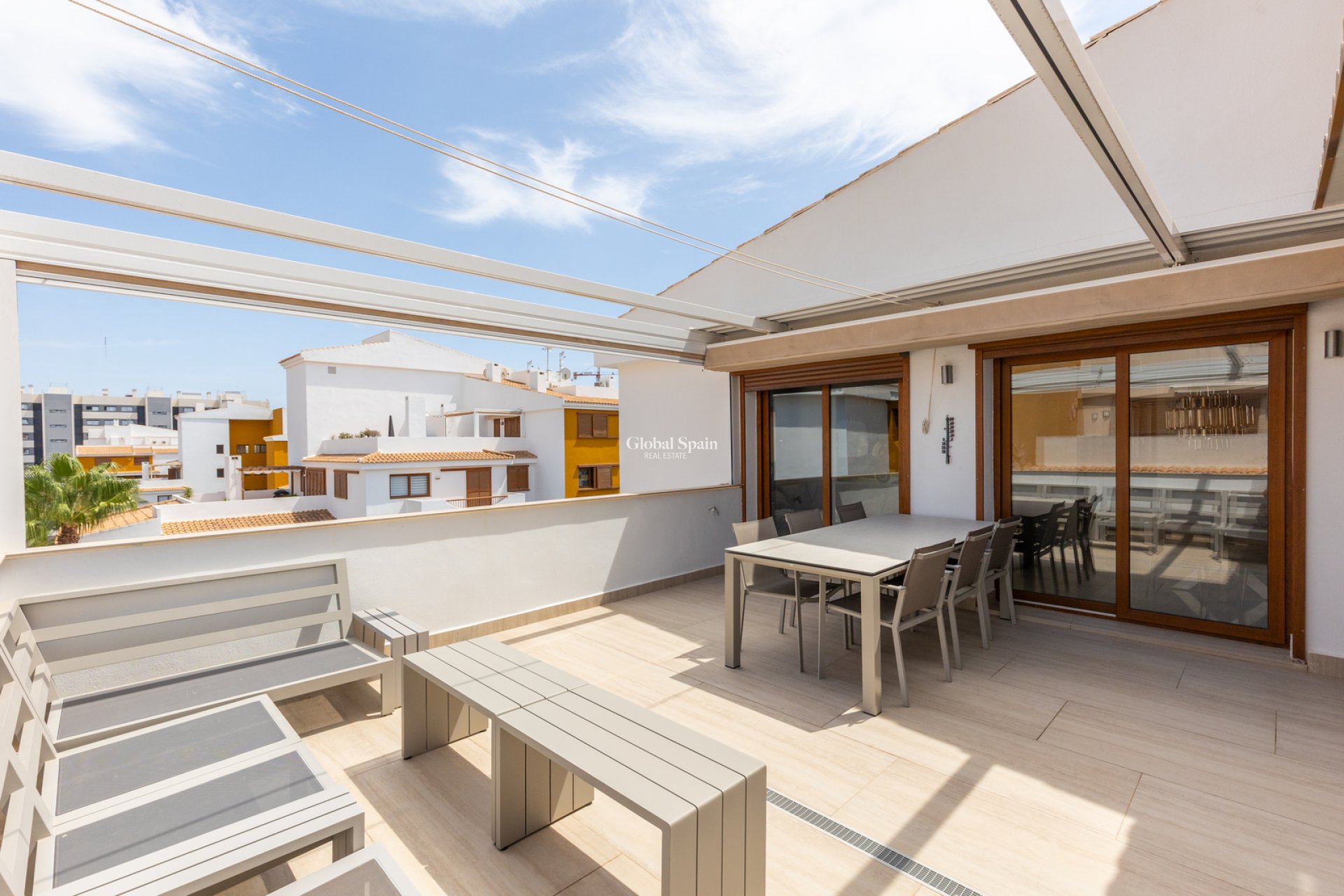 Venta - APARTAMENTO -
TORREVIEJA - Punta Prima