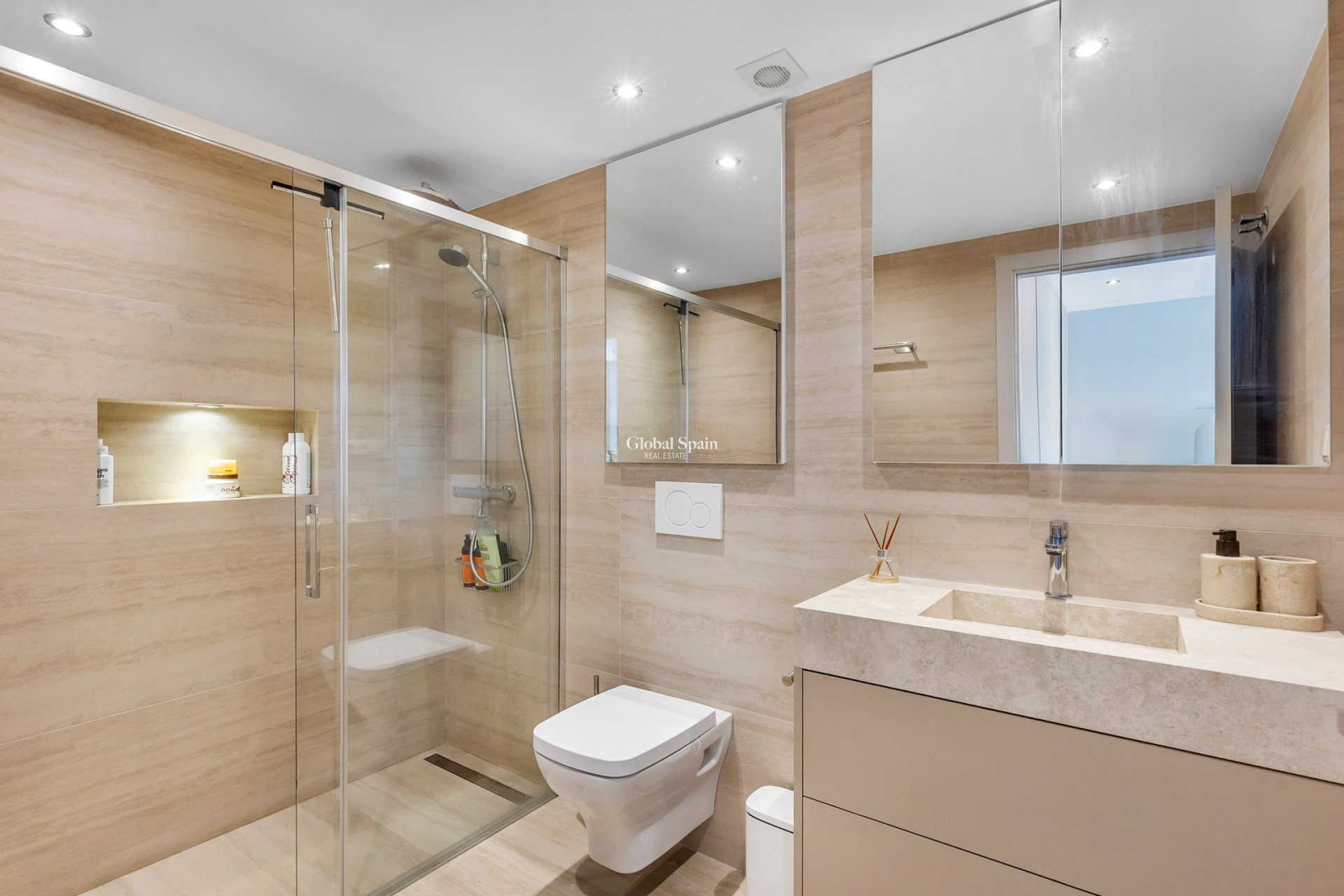 Venta - APARTAMENTO -
TORREVIEJA - Punta Prima