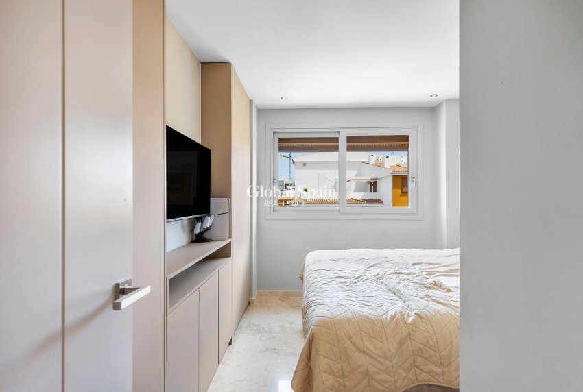 Venta - APARTAMENTO -
TORREVIEJA - Punta Prima