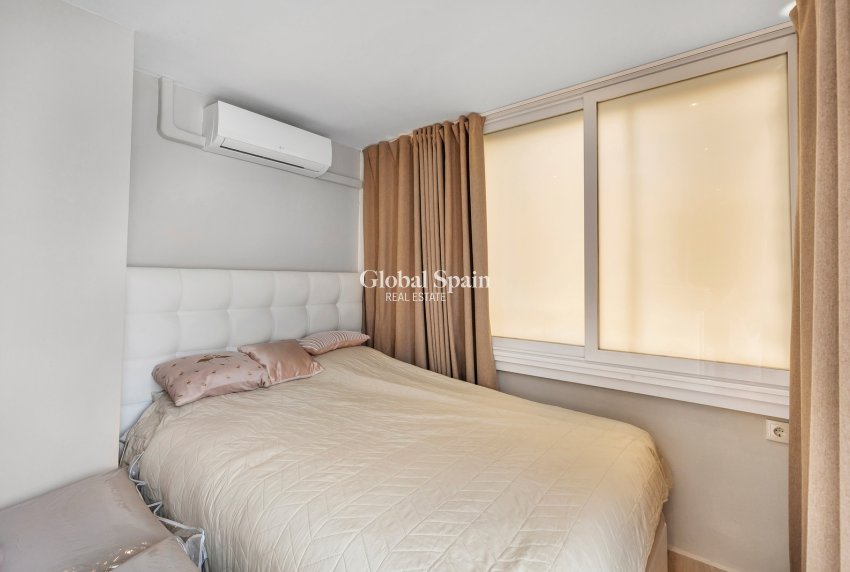 Venta - APARTAMENTO -
TORREVIEJA - Punta Prima