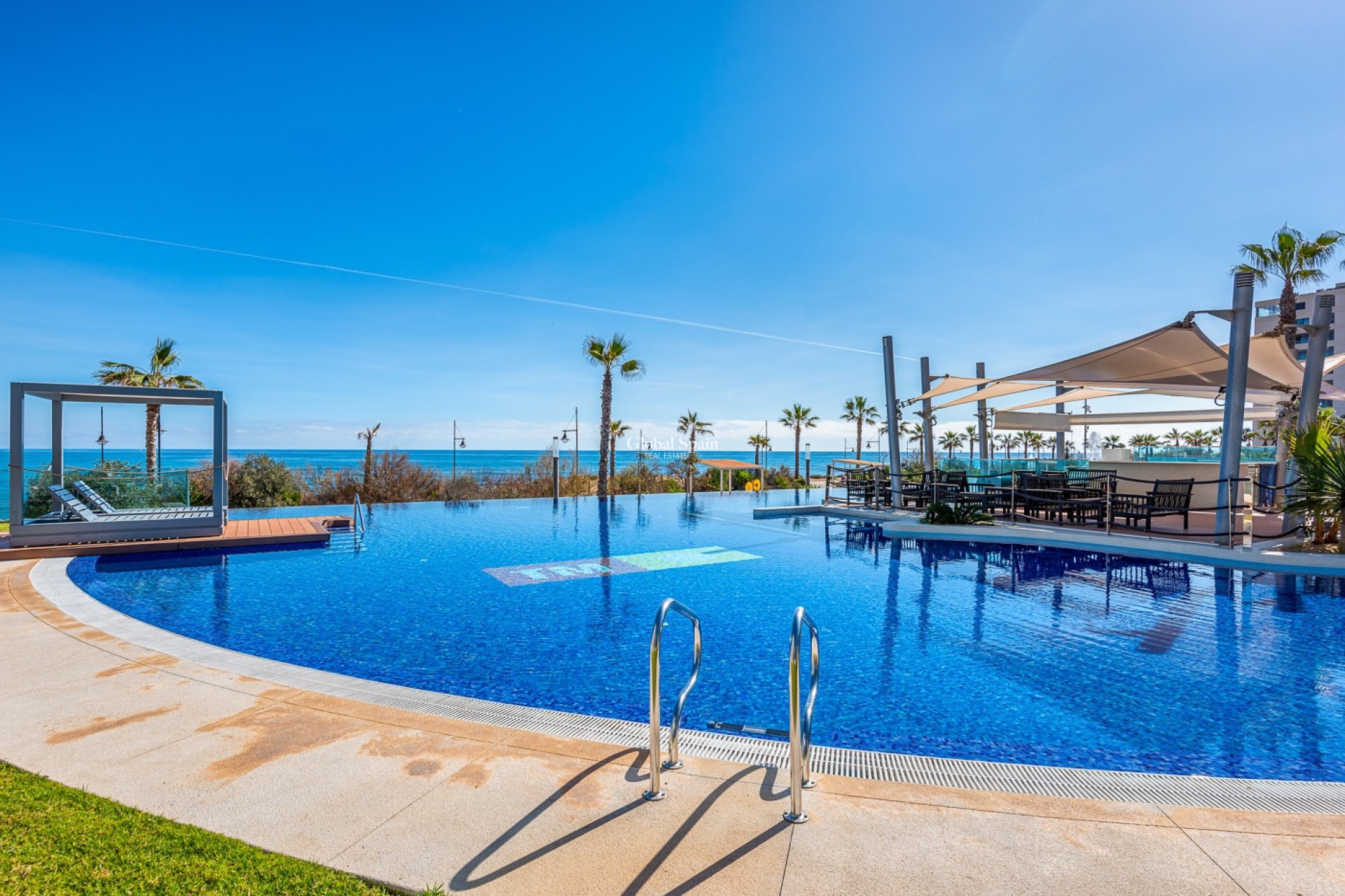 Venta - Apartamento -
TORREVIEJA - Punta Prima