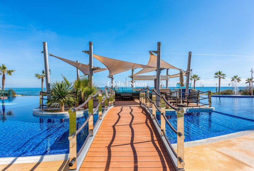 Venta - Apartamento -
TORREVIEJA - Punta Prima