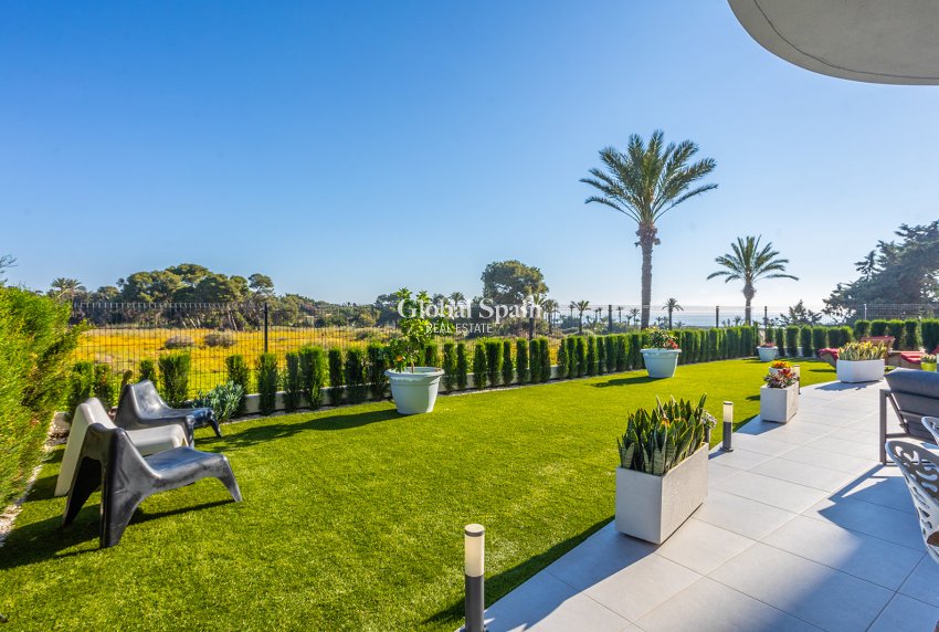 Venta - APARTAMENTO -
TORREVIEJA - Rocio del Mar
