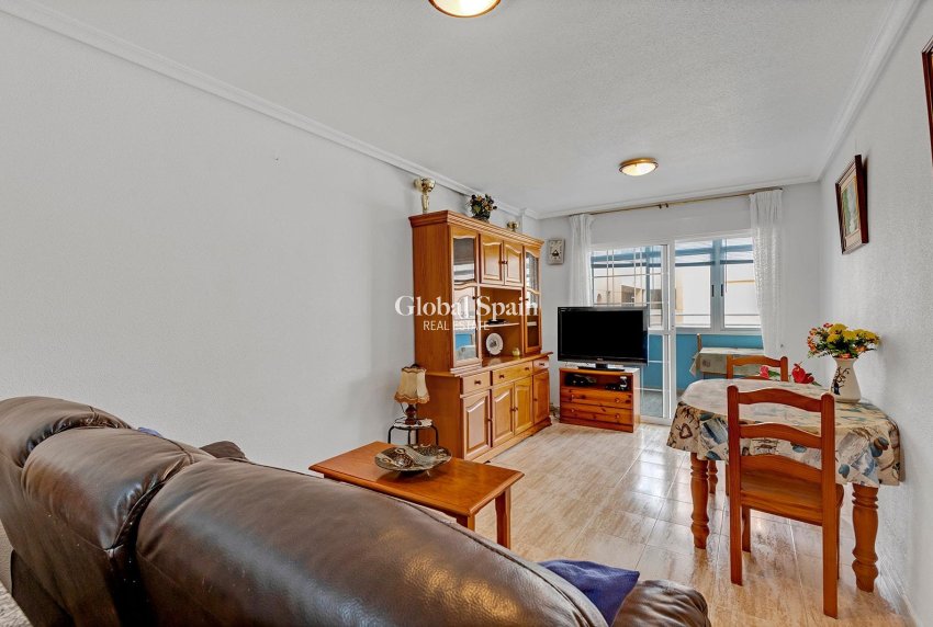 Venta - Apartamento -
TORREVIEJA - San luis