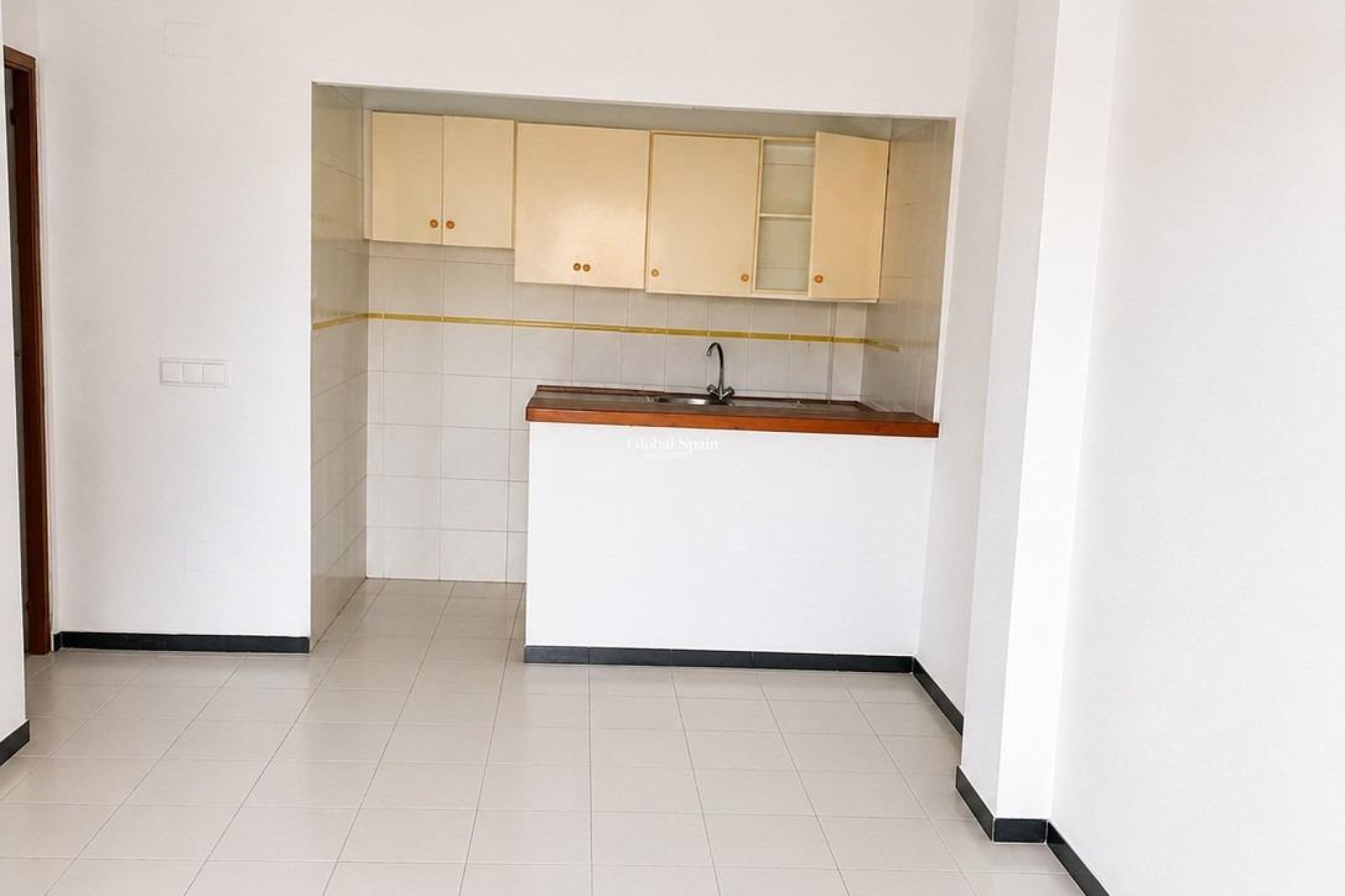 Venta - APARTAMENTO -
TORREVIEJA - San luis