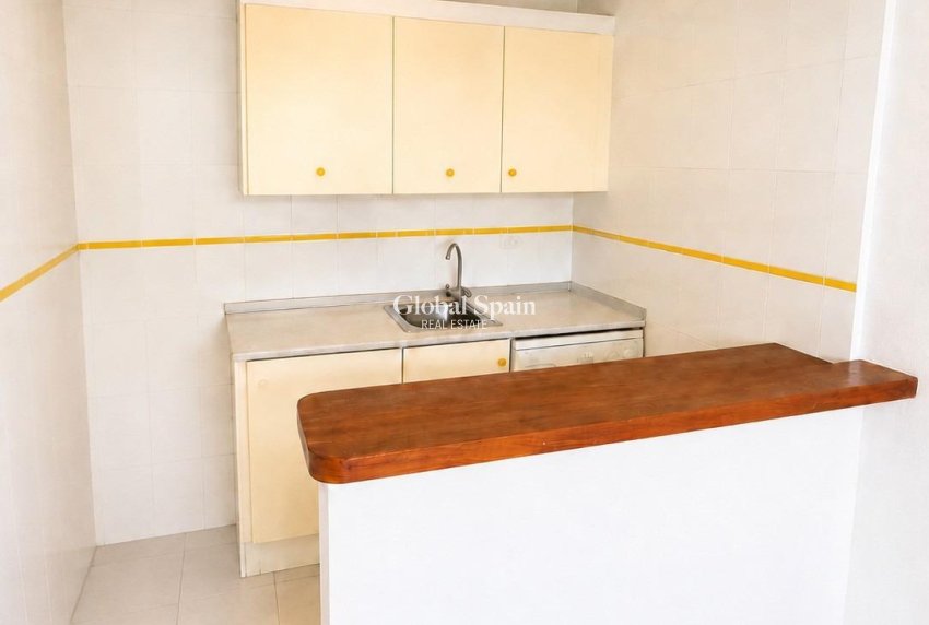 Venta - APARTAMENTO -
TORREVIEJA - San luis