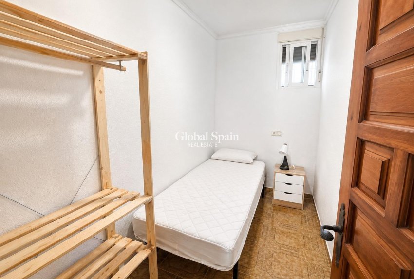 Venta - APARTAMENTO -
TORREVIEJA - Torre del moro