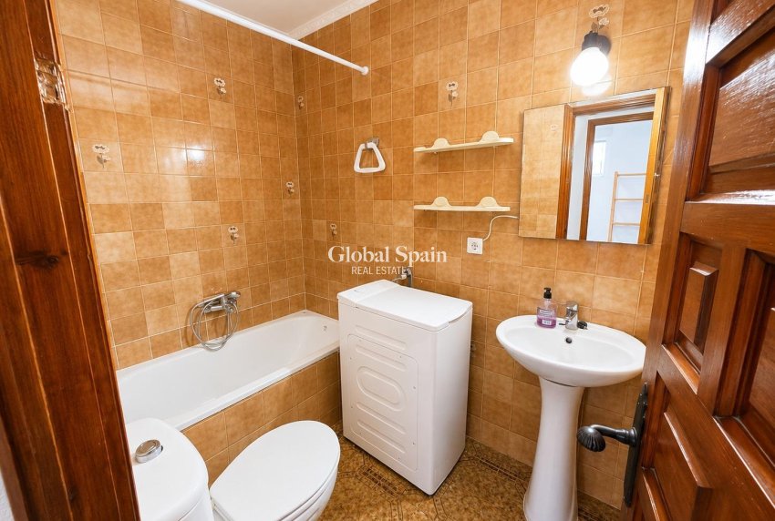 Venta - APARTAMENTO -
TORREVIEJA - Torre del moro