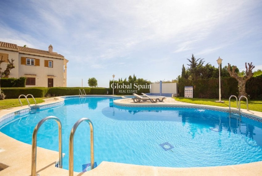 Venta - Apartamento -
TORREVIEJA - Torreblanca