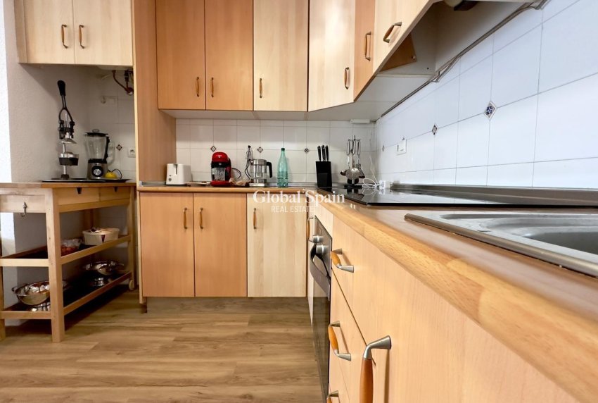 Venta - APARTAMENTO -
TORREVIEJA - Torreblanca