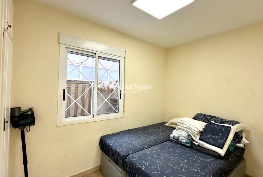 Venta - APARTAMENTO -
TORREVIEJA - Torreblanca