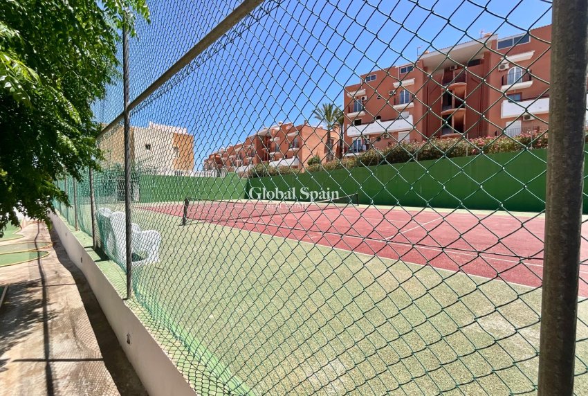 Venta - APARTAMENTO -
TORREVIEJA - Torreblanca
