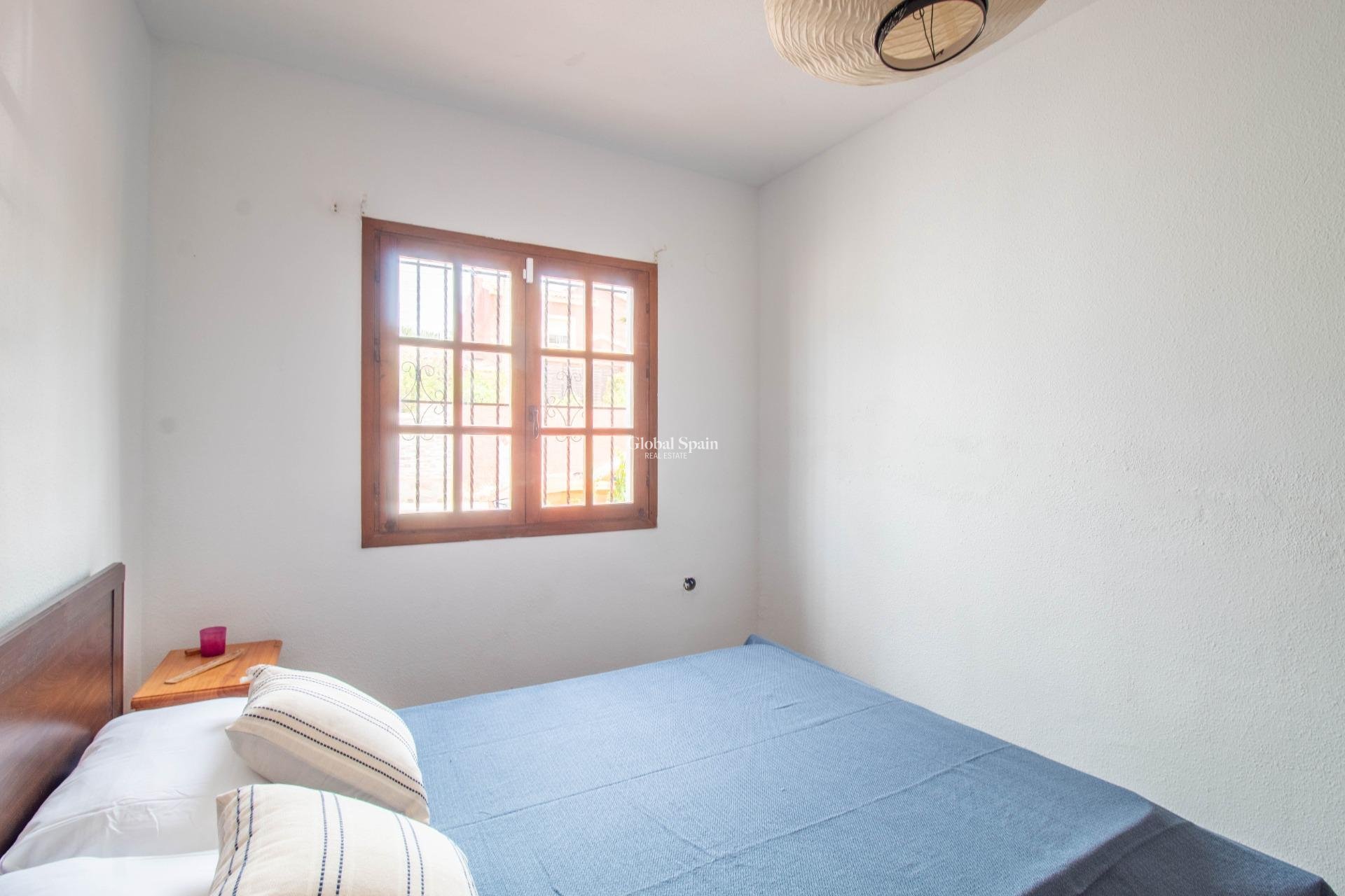 Venta - APARTAMENTO -
TORREVIEJA - Torreblanca