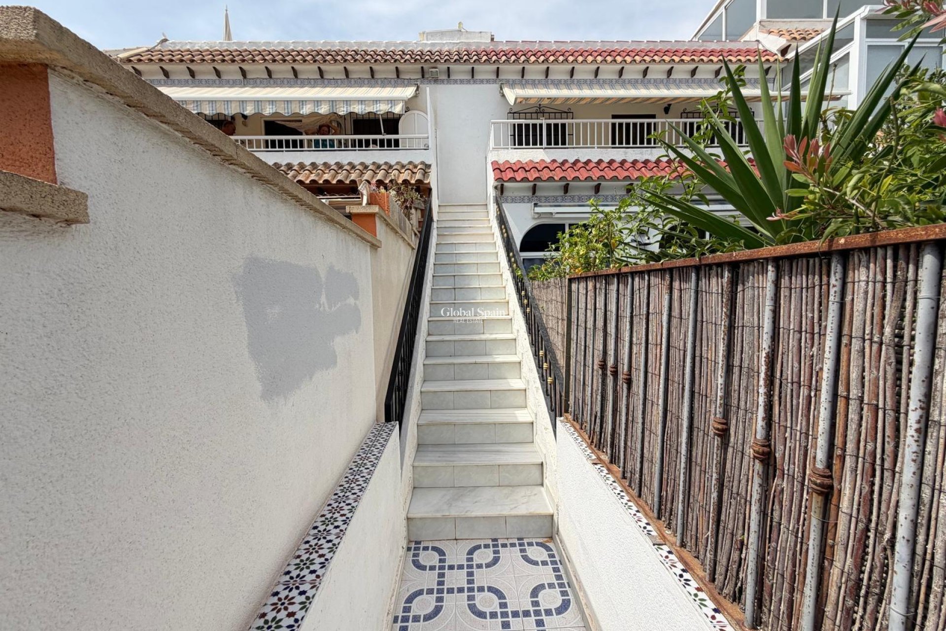 Venta - APARTAMENTO -
TORREVIEJA - Torreblanca