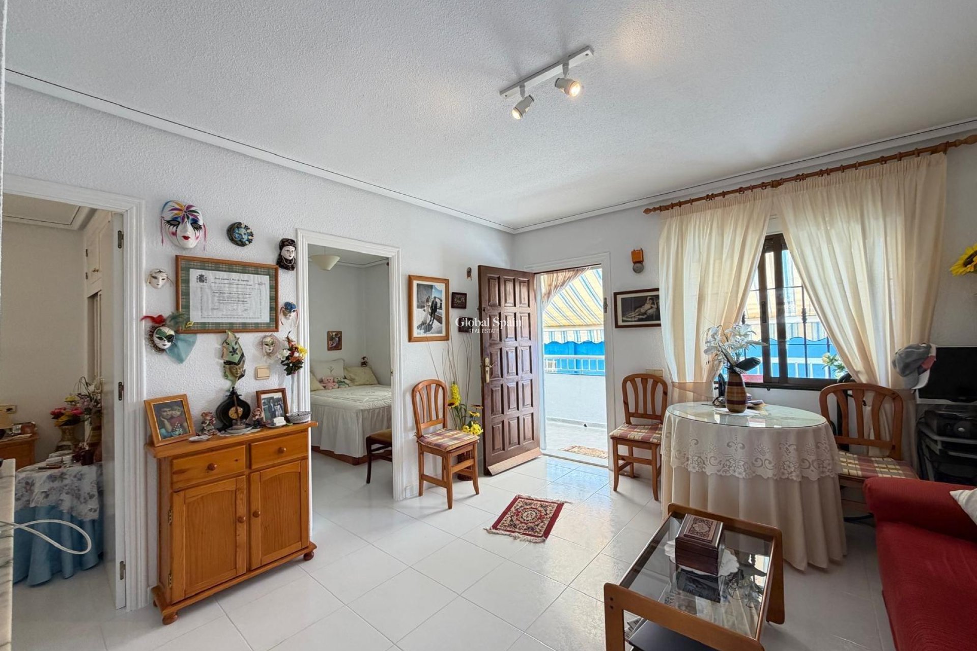 Venta - APARTAMENTO -
TORREVIEJA - Torreblanca