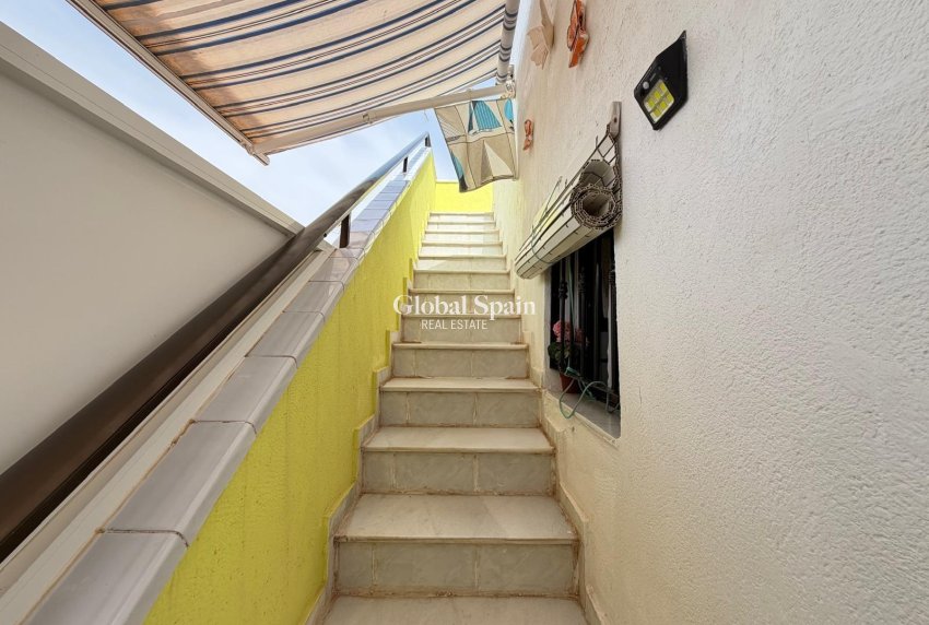 Venta - APARTAMENTO -
TORREVIEJA - Torreblanca