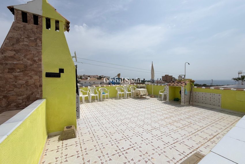 Venta - APARTAMENTO -
TORREVIEJA - Torreblanca