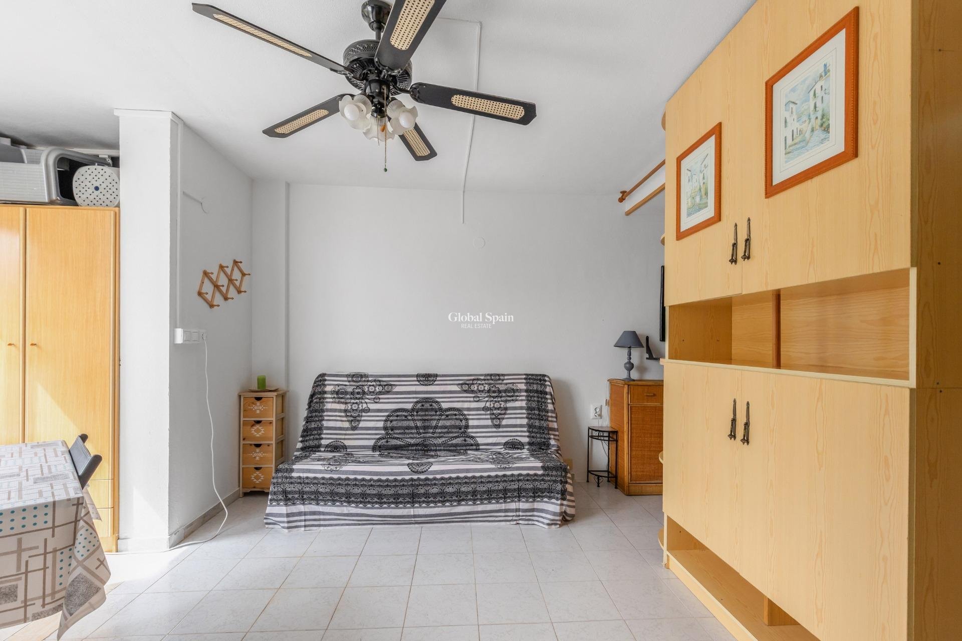 Venta - APARTAMENTO -
TORREVIEJA - Torreblanca