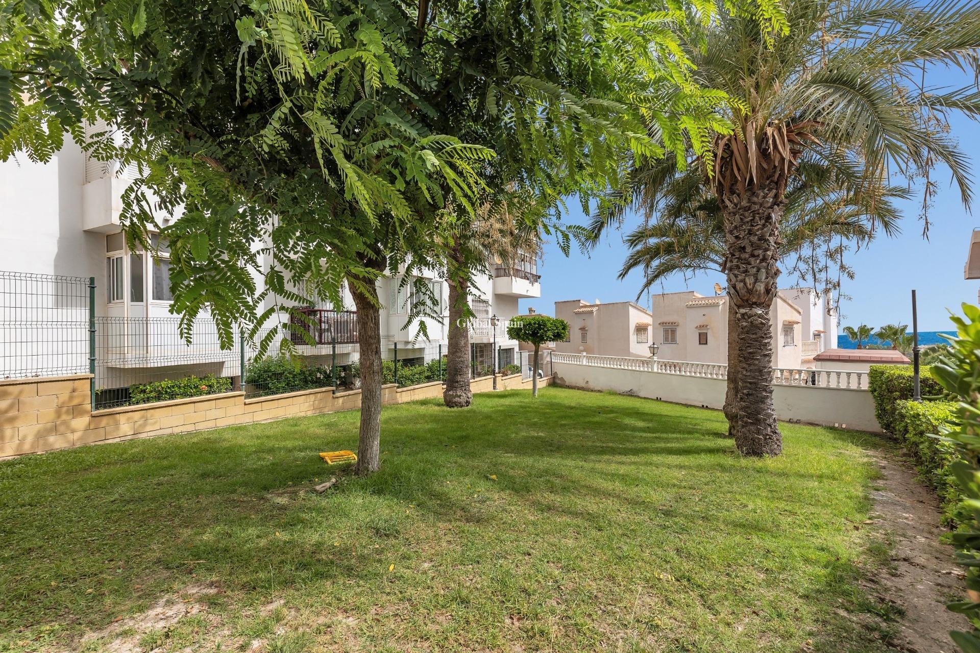 Venta - APARTAMENTO -
TORREVIEJA - Torreblanca